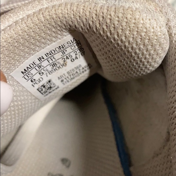 Adidas Stan Smith beige suede sneakers US 6 - Picture 5 of 5